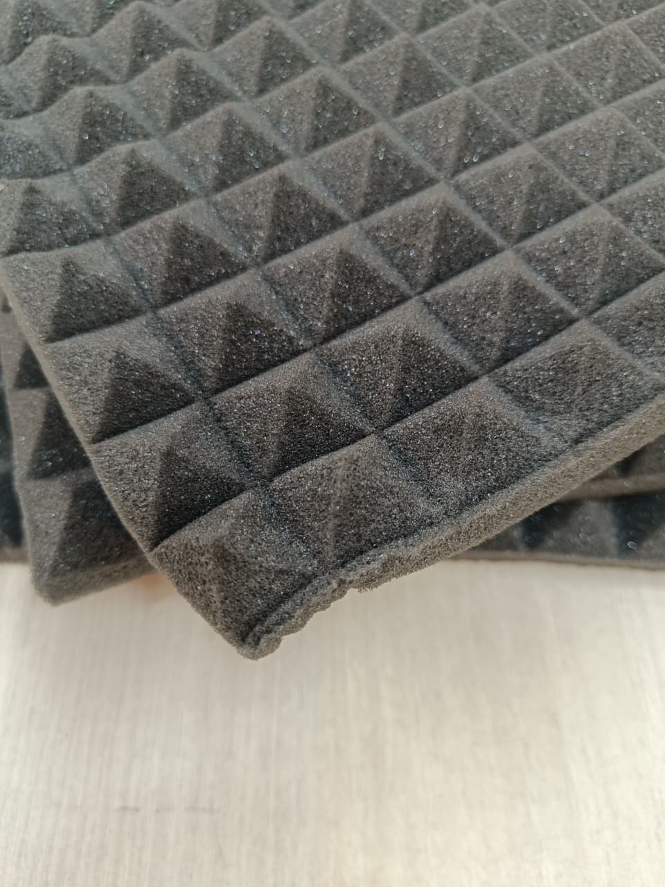 Pyramid Acoustic Foam 1x1, 1 inch" Multicolours 21 pcs