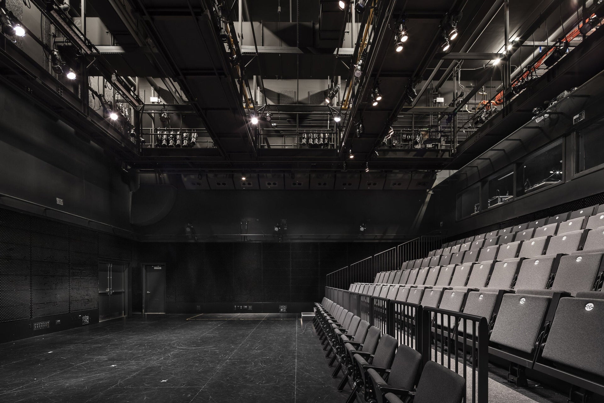 Acoustic treatment guide for auditoriums